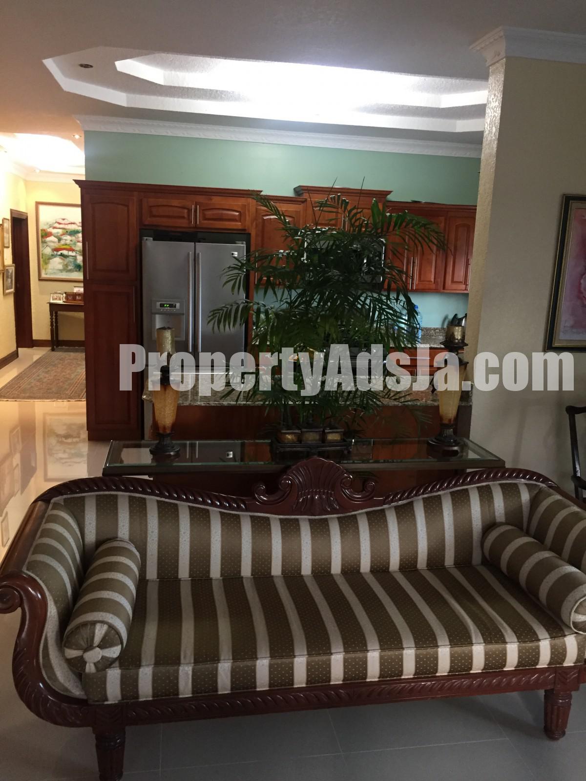 Apartment For Rent in HOPE PASTURES, Kingston / St. Andrew Jamaica