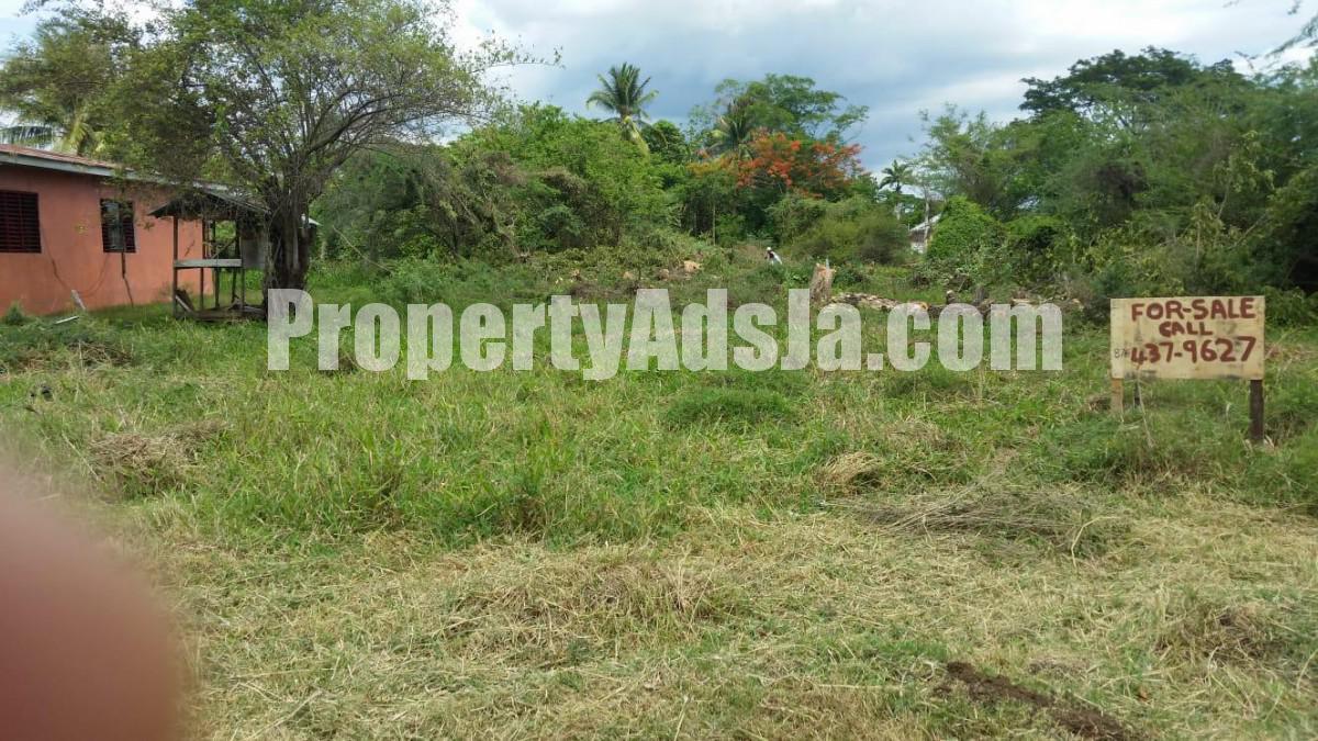 Residential lot For Sale in May Pen, Clarendon Jamaica