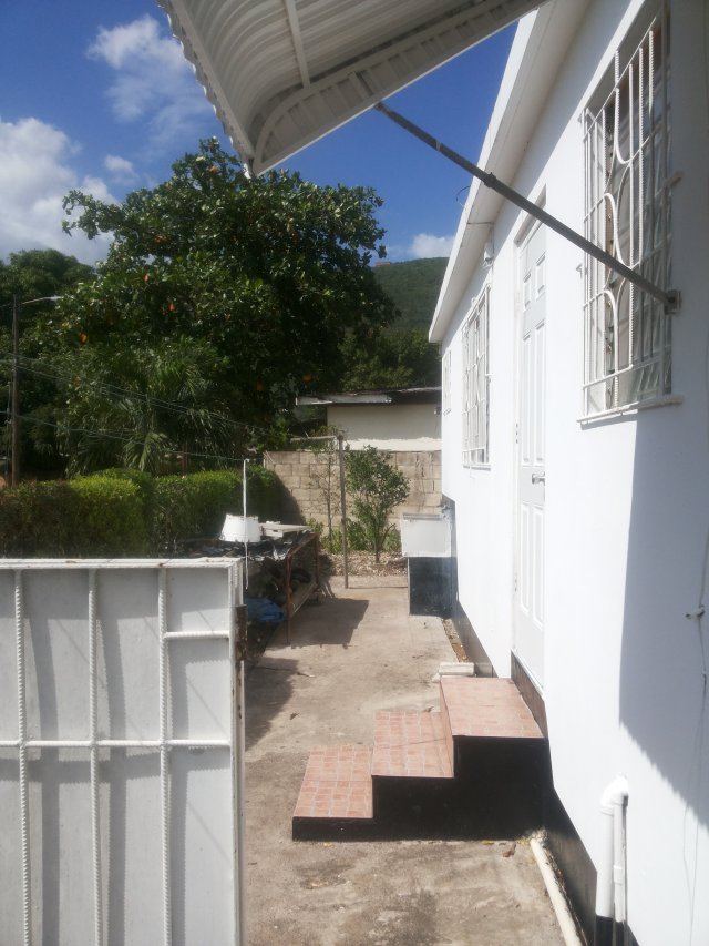 House For Rent in Duhaney Park, Kingston / St. Andrew
