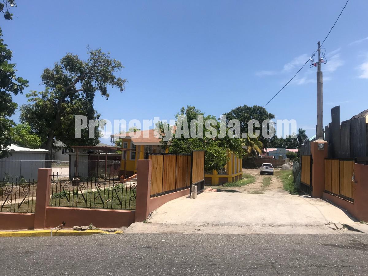 House For Rent in St Anns Bay, St. Ann Jamaica