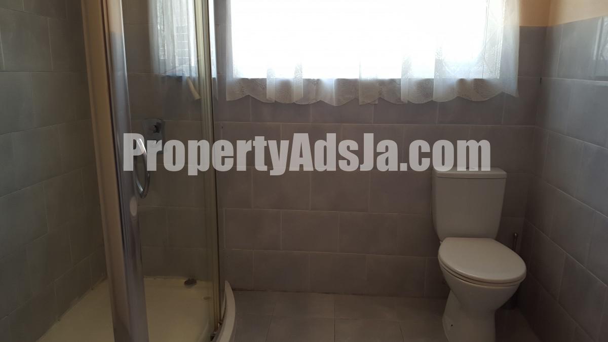 House For Rent in Three Oaks Gardens, Kingston / St. Andrew Jamaica