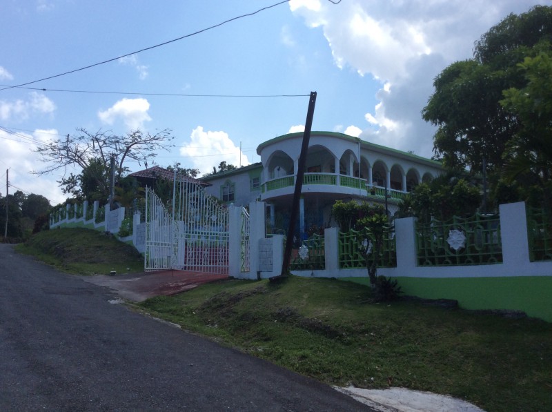 Resort/vacation property For Sale in Sherwood Forrest, Portland Jamaica