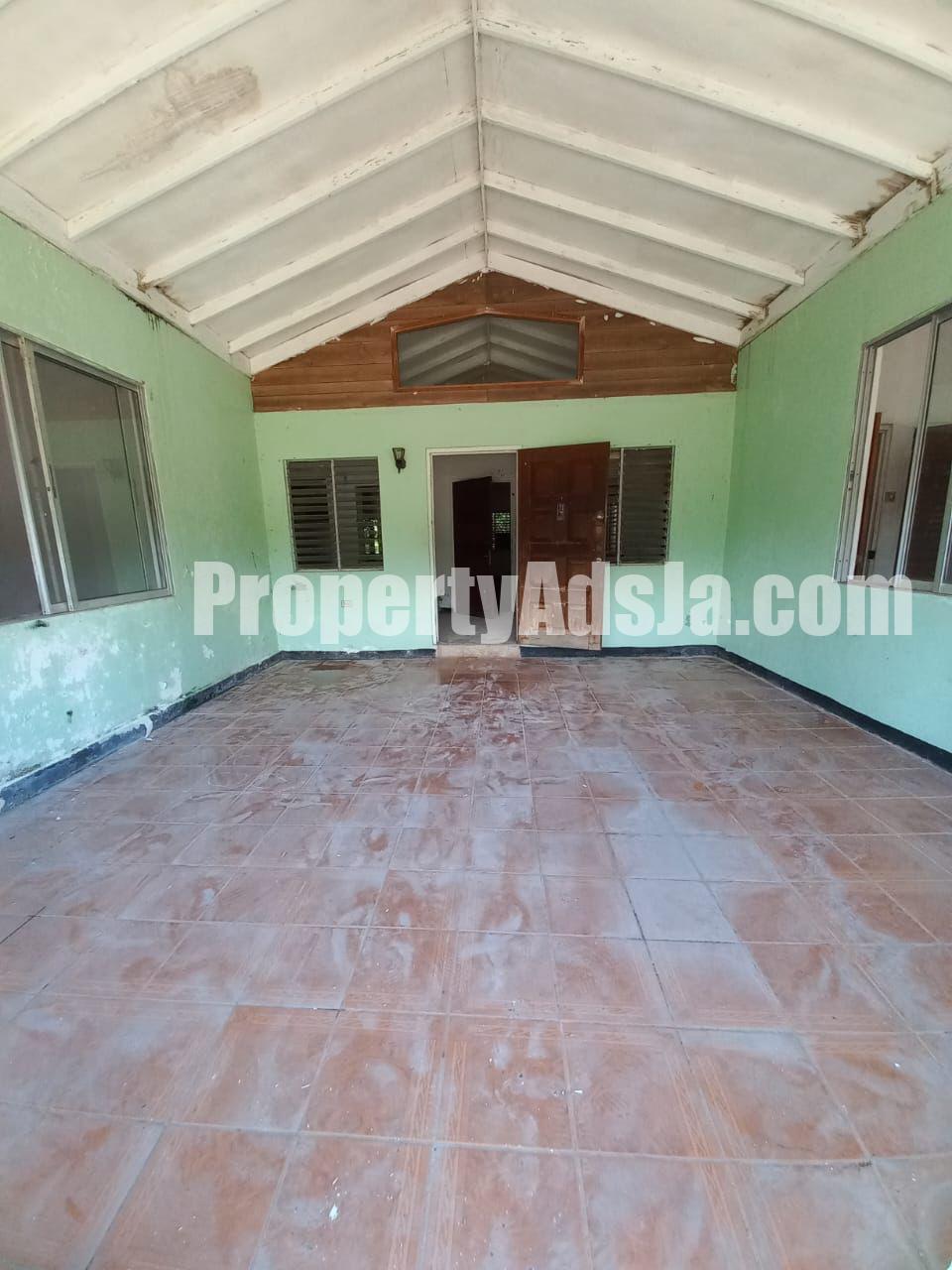 House For Sale in Longwood, St. Elizabeth Jamaica