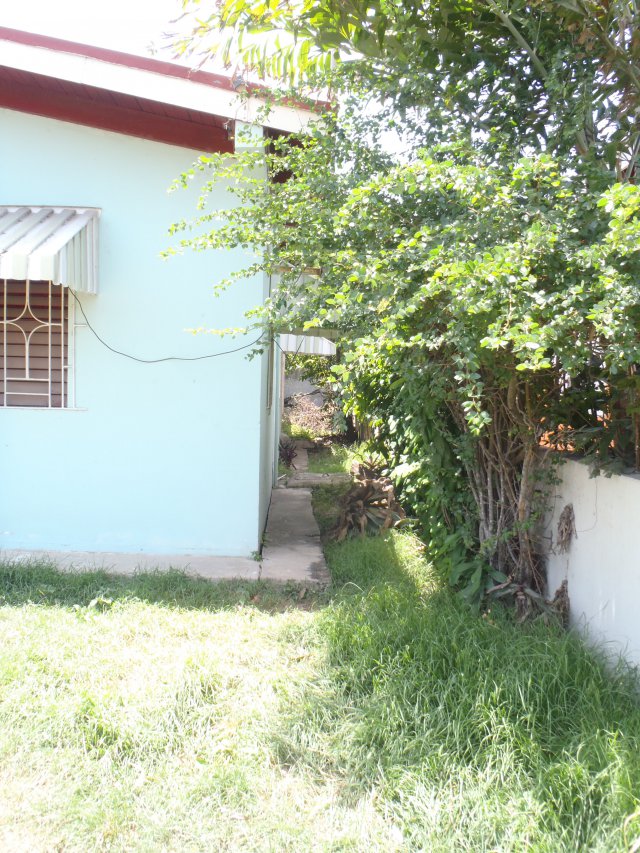 House For Sale in Greendale Housing Scheme, St. Catherine Jamaica