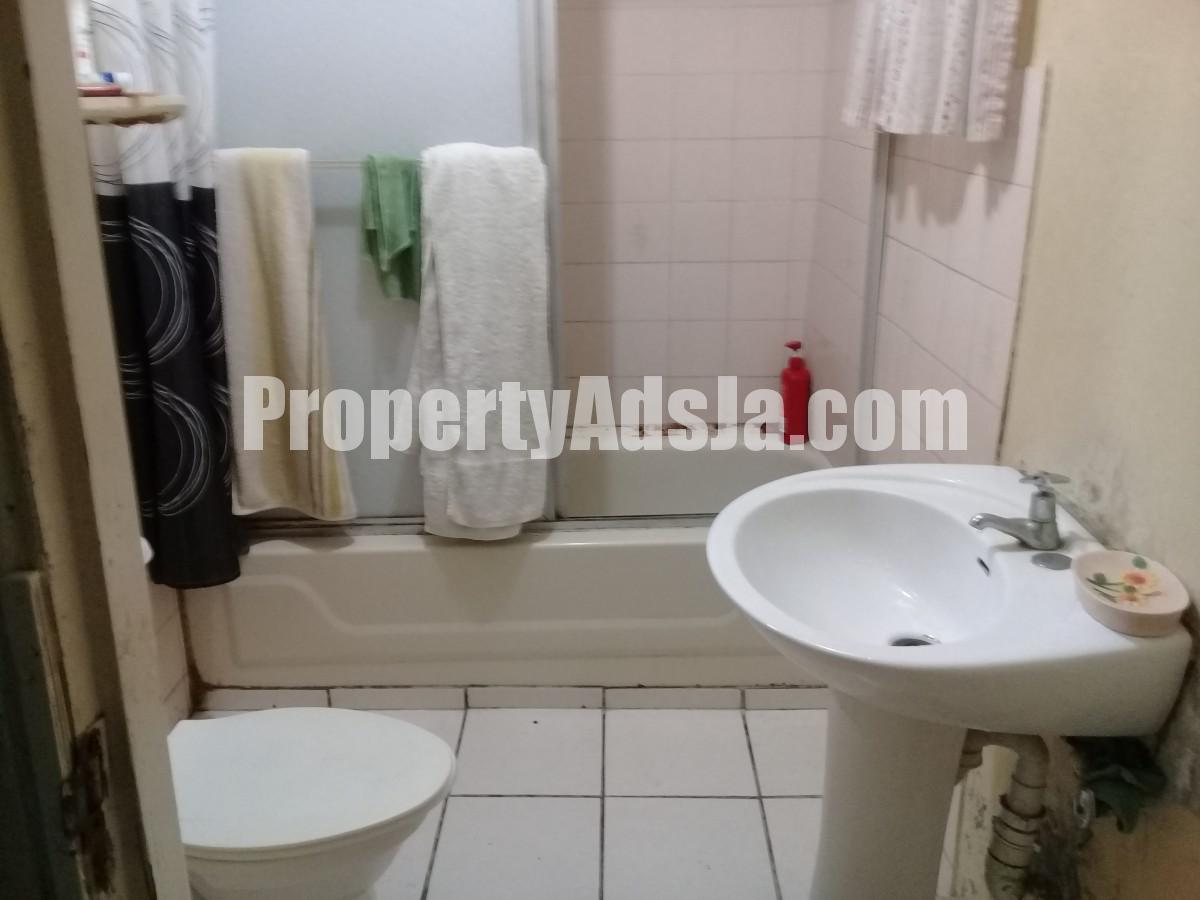 House For Sale in Ebony Vale, St. Catherine Jamaica