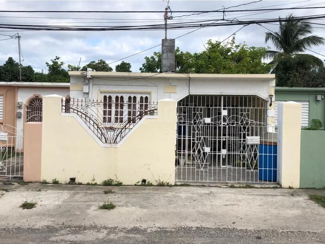 House For Sale in SPANISH TOWN, St. Catherine Jamaica