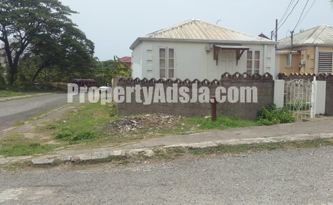 House For Sale in Ocho Rios, St. Ann Jamaica