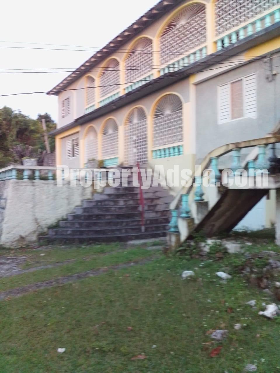 Commercial building For Sale in Port Antonio, Portland Jamaica