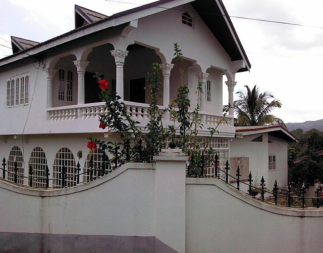House For Sale in Linstead, St. Catherine Jamaica