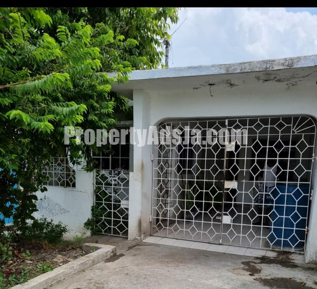 House For Sale in Westchester, St. Catherine Jamaica