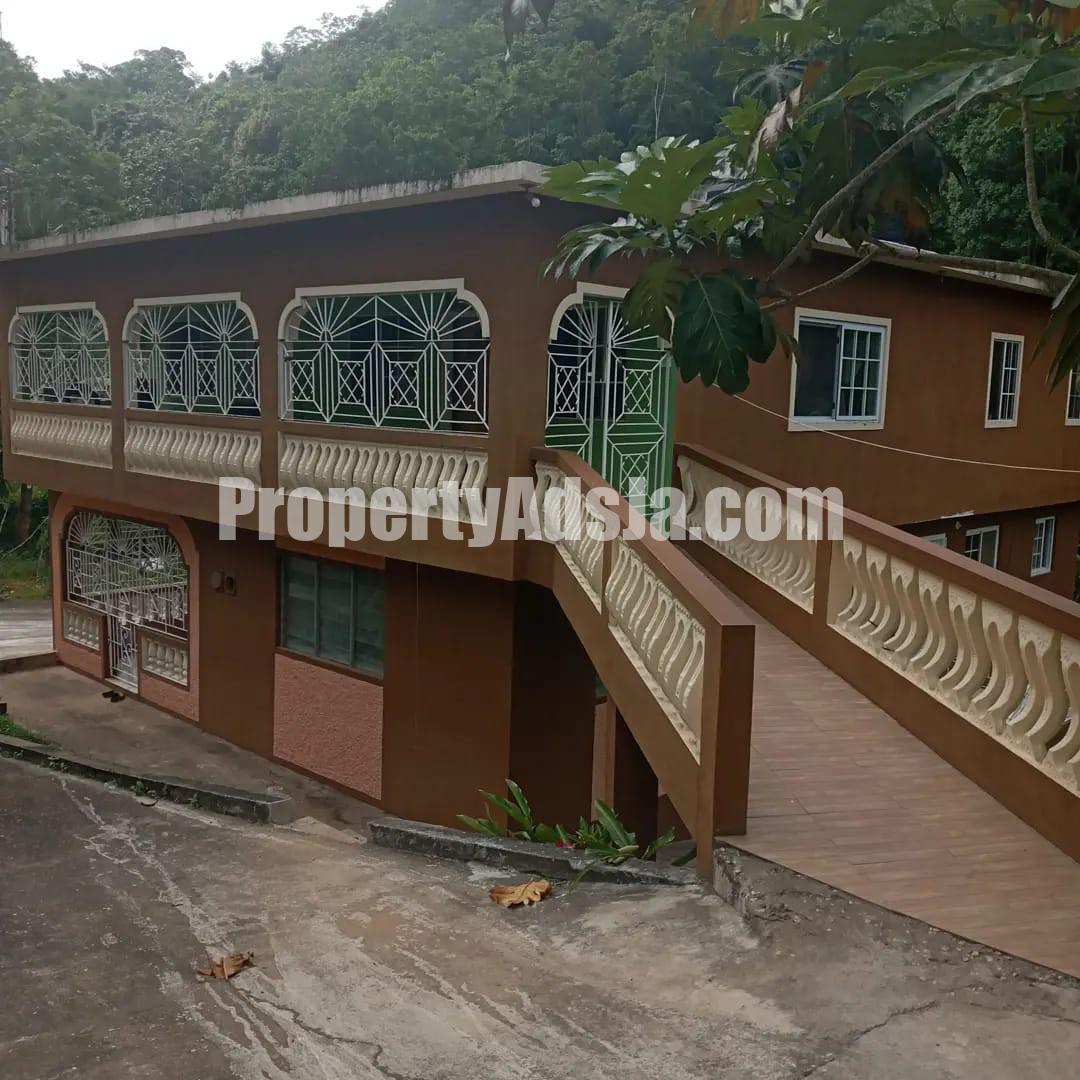 House For Sale in St Andrew, Kingston / St. Andrew Jamaica