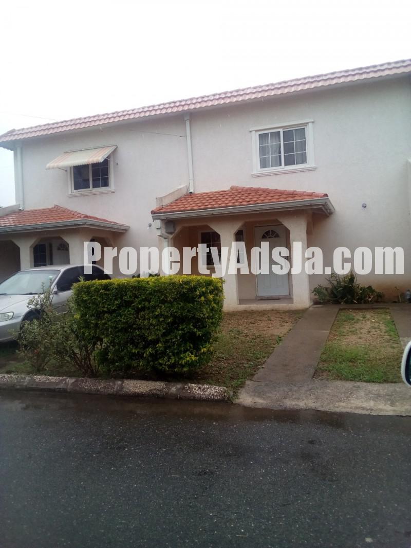 Townhouse For Sale in Morris Meadows, St. Catherine Jamaica