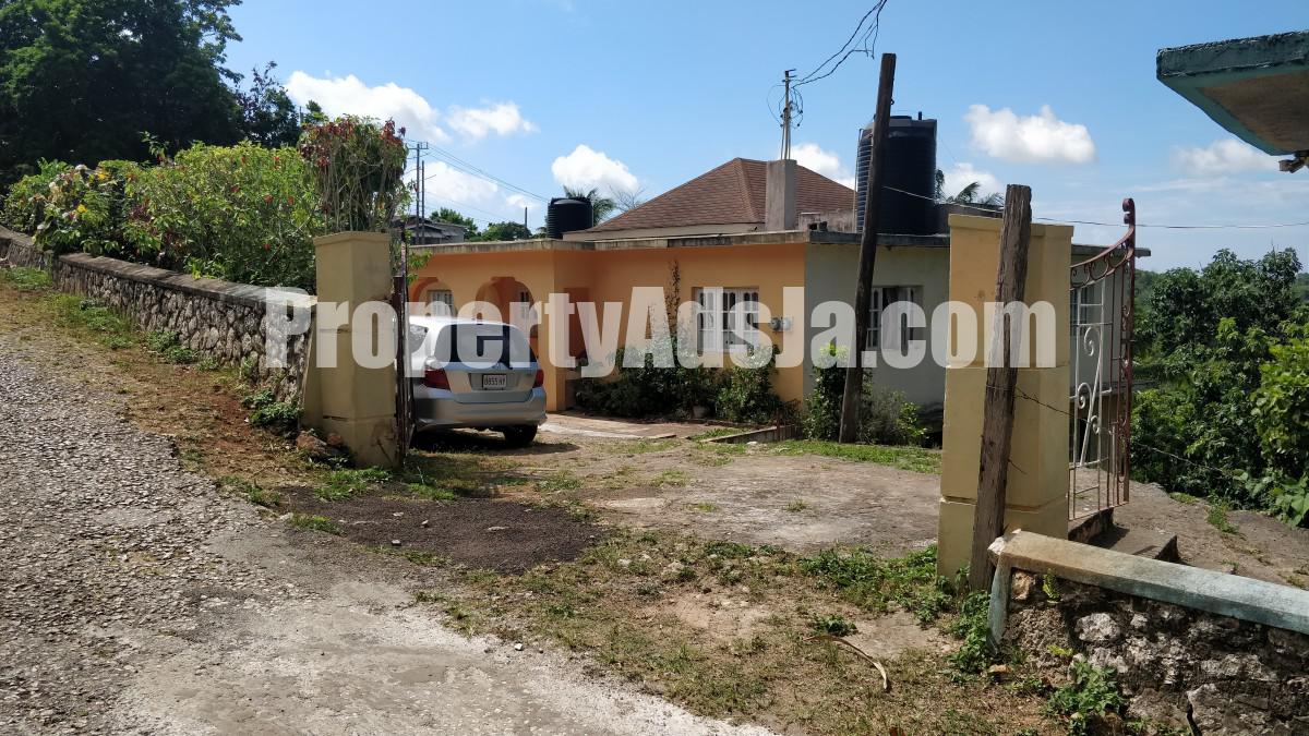 House For Sale in Browns Town, St. Ann Jamaica