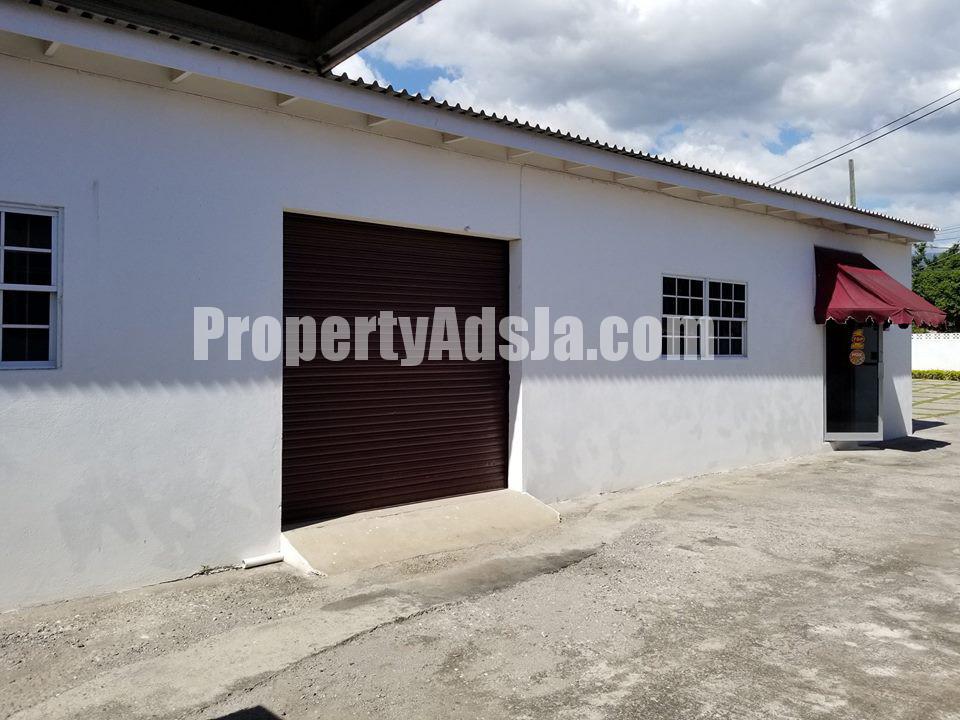 Commercial building For Rent in off Hagley Park Road, Kingston / St