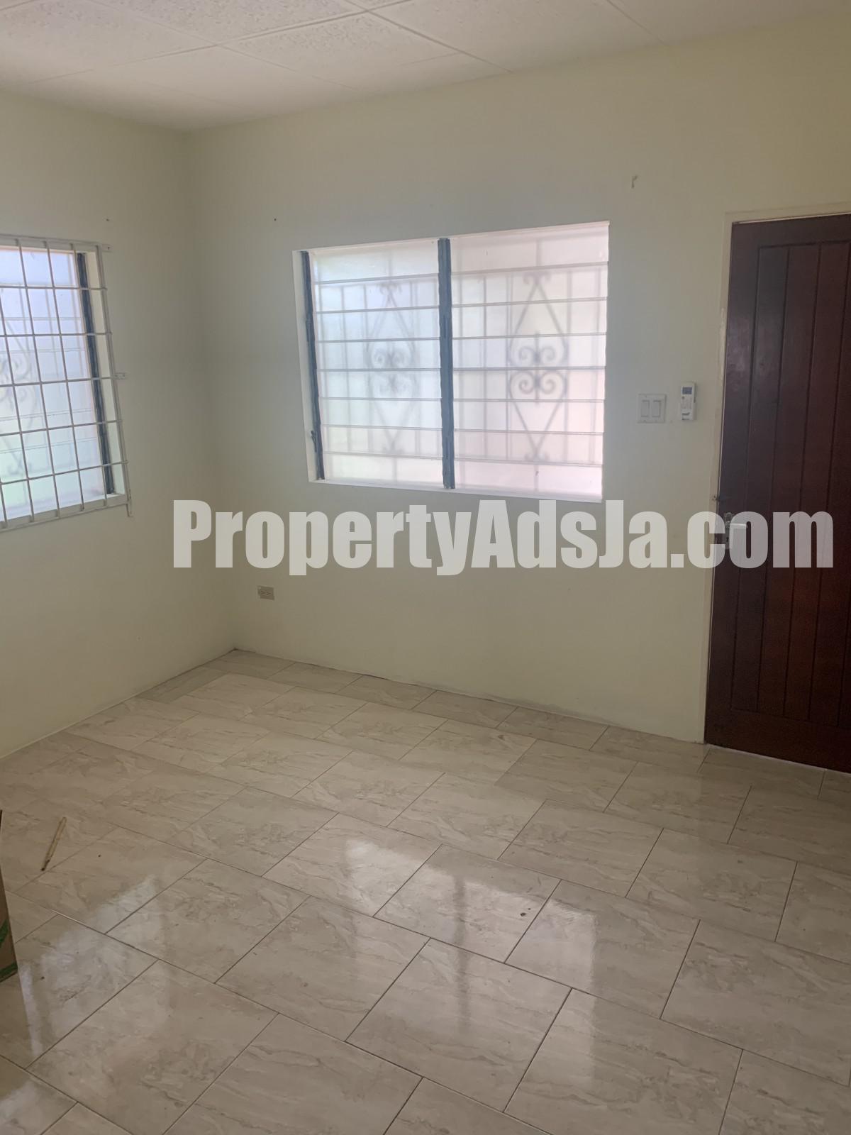 House For Rent in Red Hills Road, Kingston / St. Andrew Jamaica