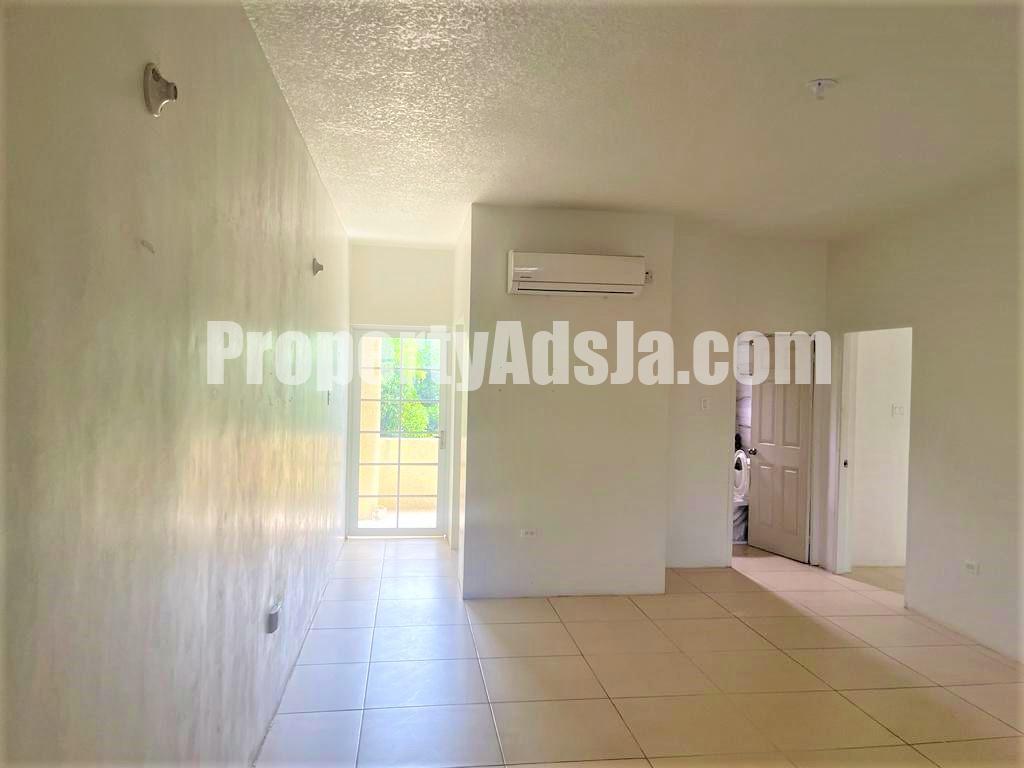 Apartment For Sale in KINGSTON 19, Kingston / St. Andrew Jamaica