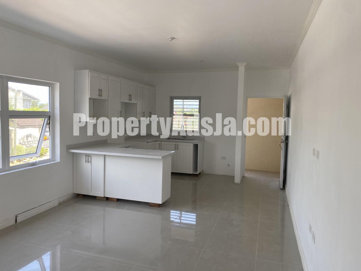 Apartment For Rent in Mona Heights Close to Aqueducts, Kingston / St