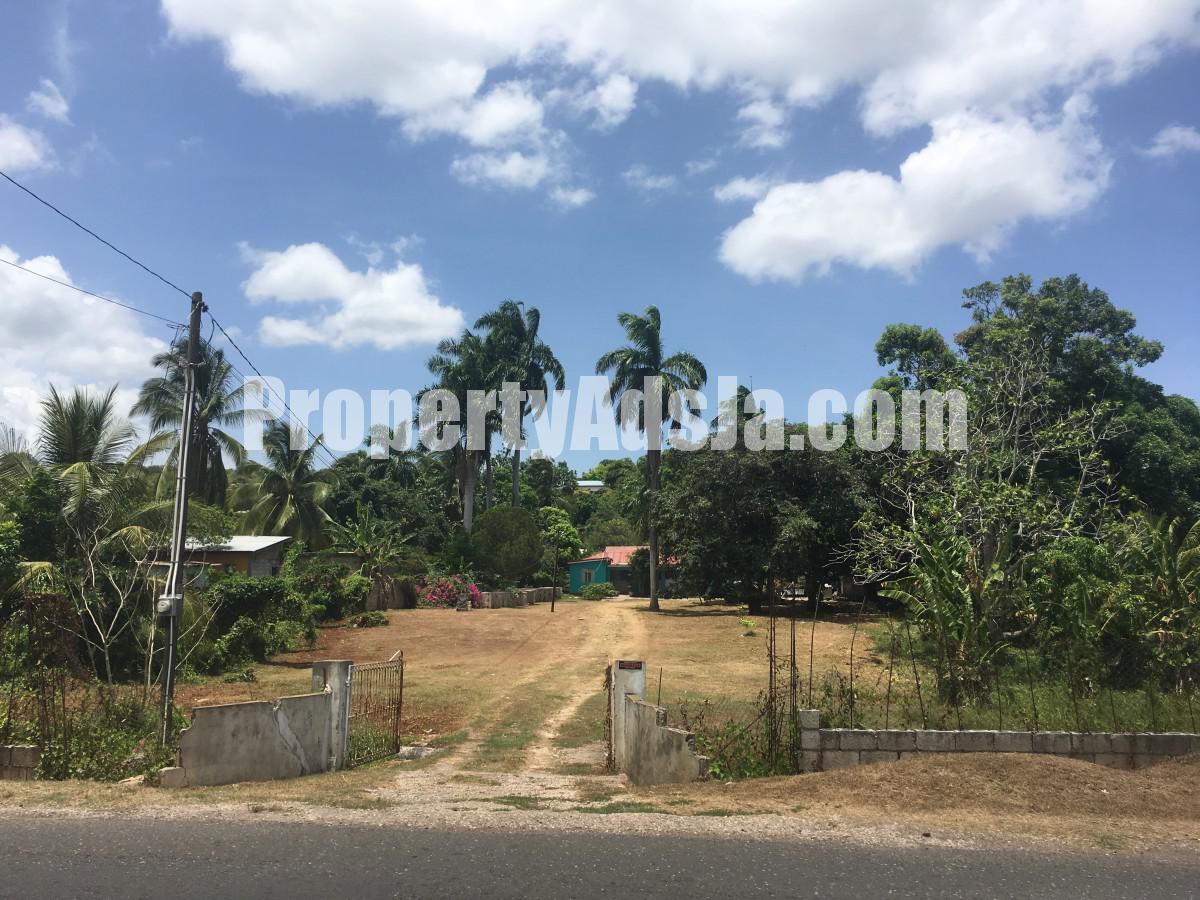 House For Sale in Old Harbour, St. Catherine Jamaica