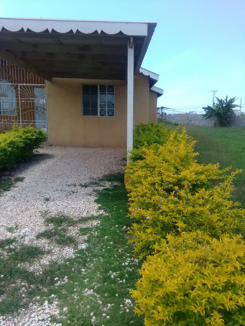 House For Sale in New Harbour Village Phase II, St. Catherine Jamaica