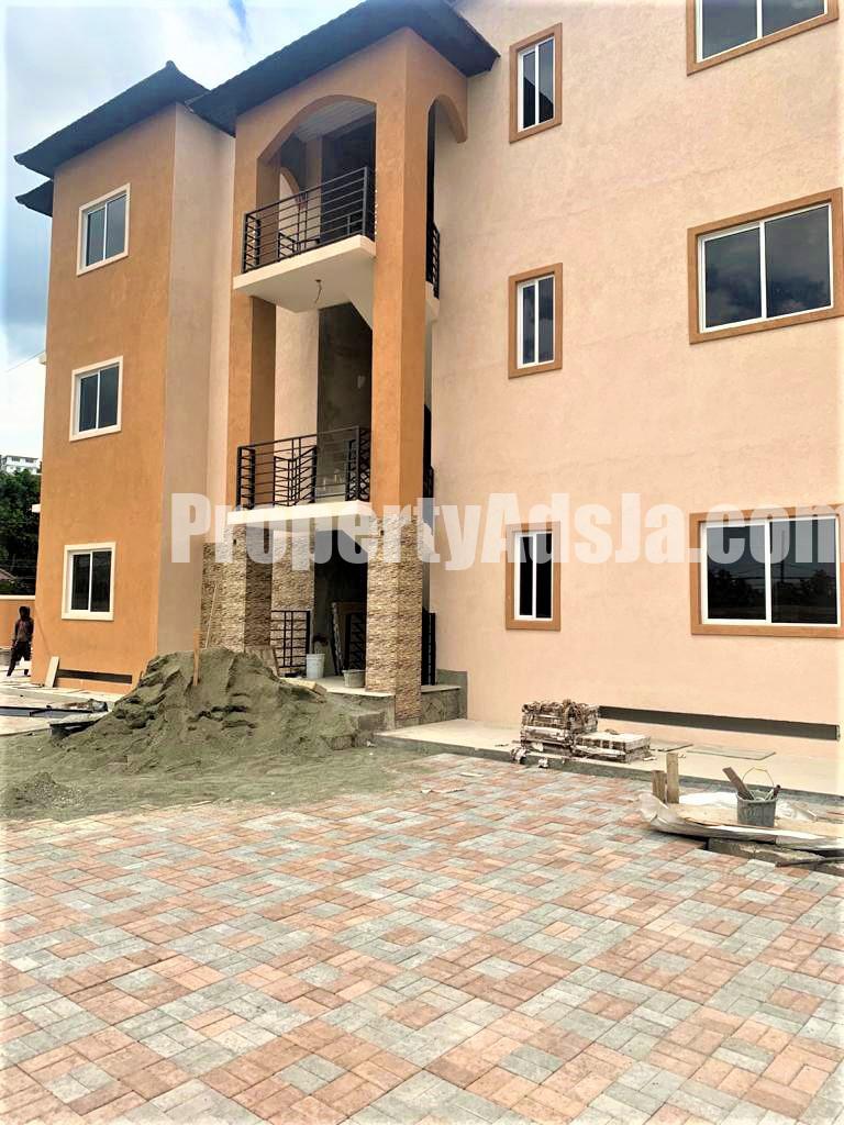 Apartment For Sale in MANOR PARK, Kingston / St. Andrew Jamaica