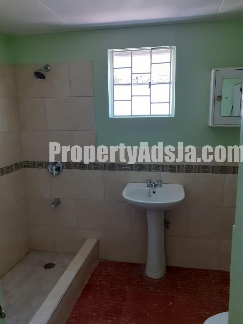 House For Sale in Sundown Crescent, Kingston / St. Andrew Jamaica