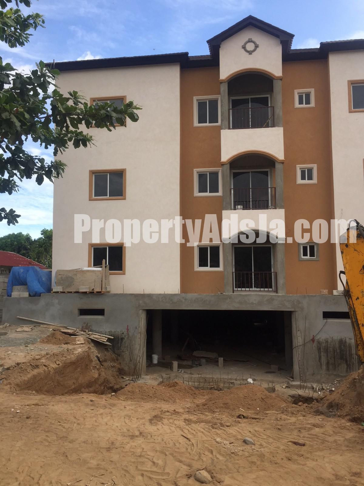 Apartment For Sale in BARBICAN KINGSTON 6, Kingston / St. Andrew