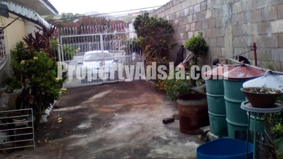 House For Sale in NORBROOK, Kingston / St. Andrew Jamaica