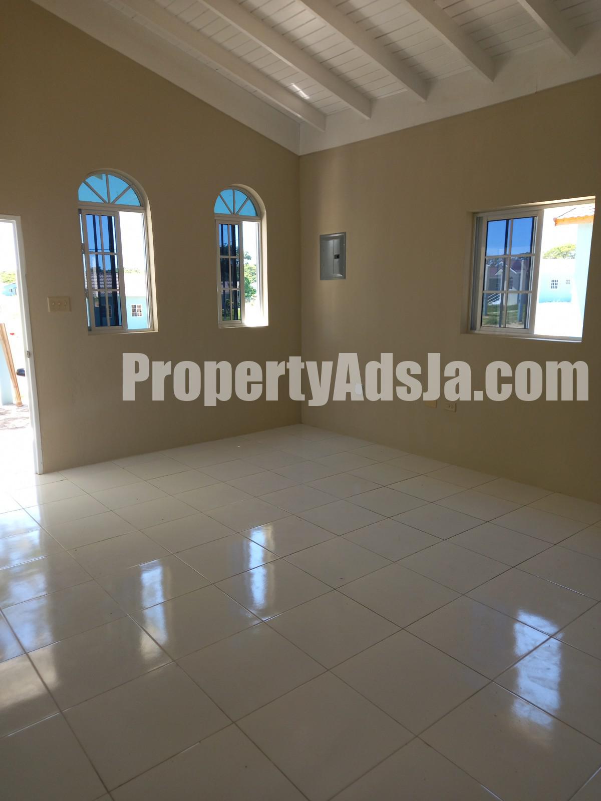 House For Rent in Brompton Manor Black River Area, St. Elizabeth