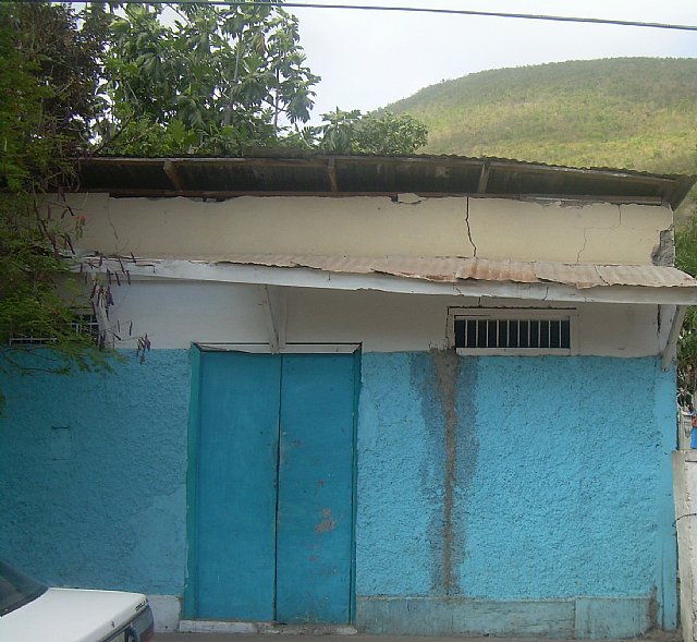 House For Sale in Windward Road, Kingston / St. Andrew Jamaica