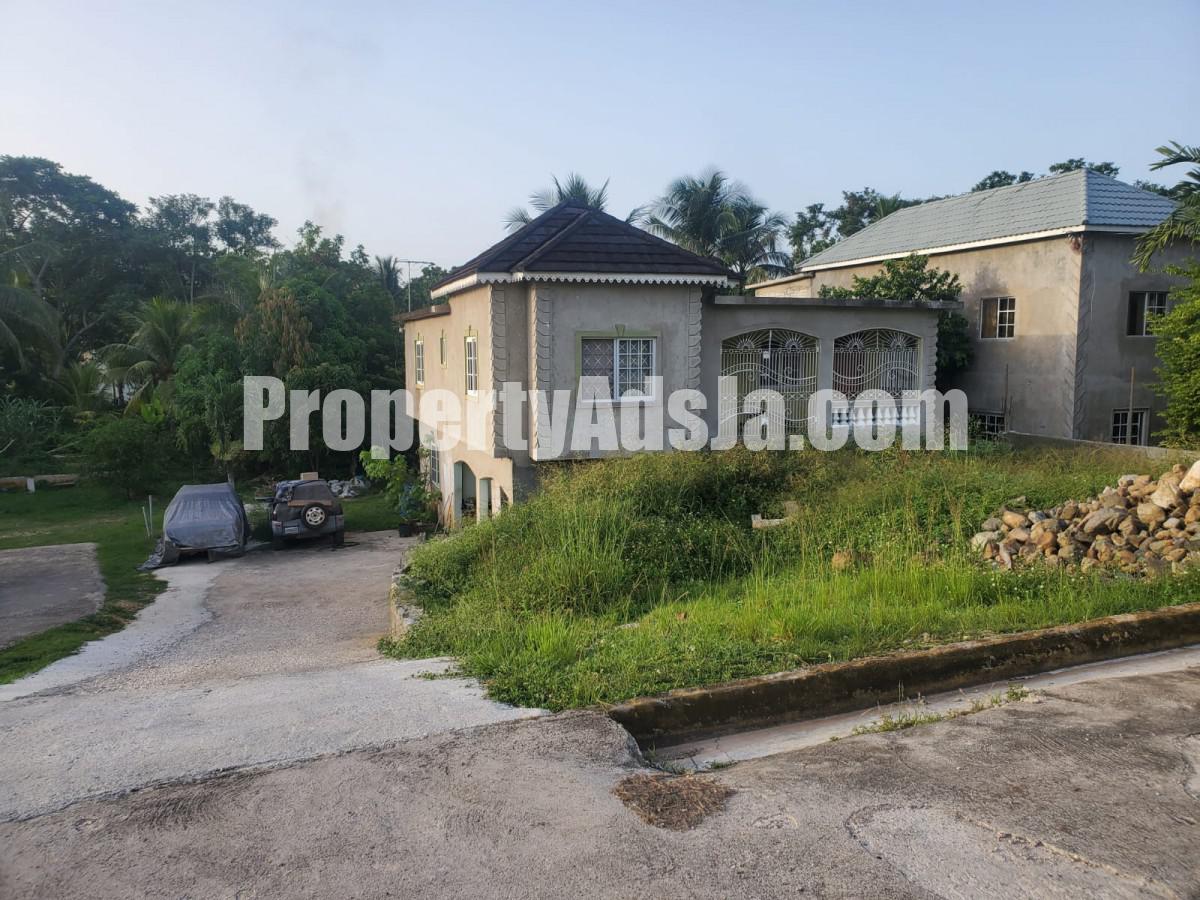 House For Sale in Linstead, St. Catherine Jamaica