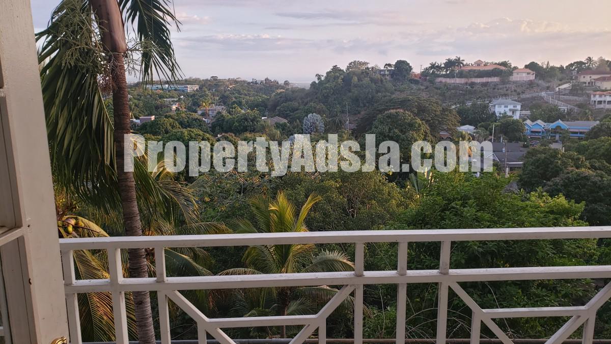 Apartment For Rent in Stillwell, Kingston / St. Andrew Jamaica