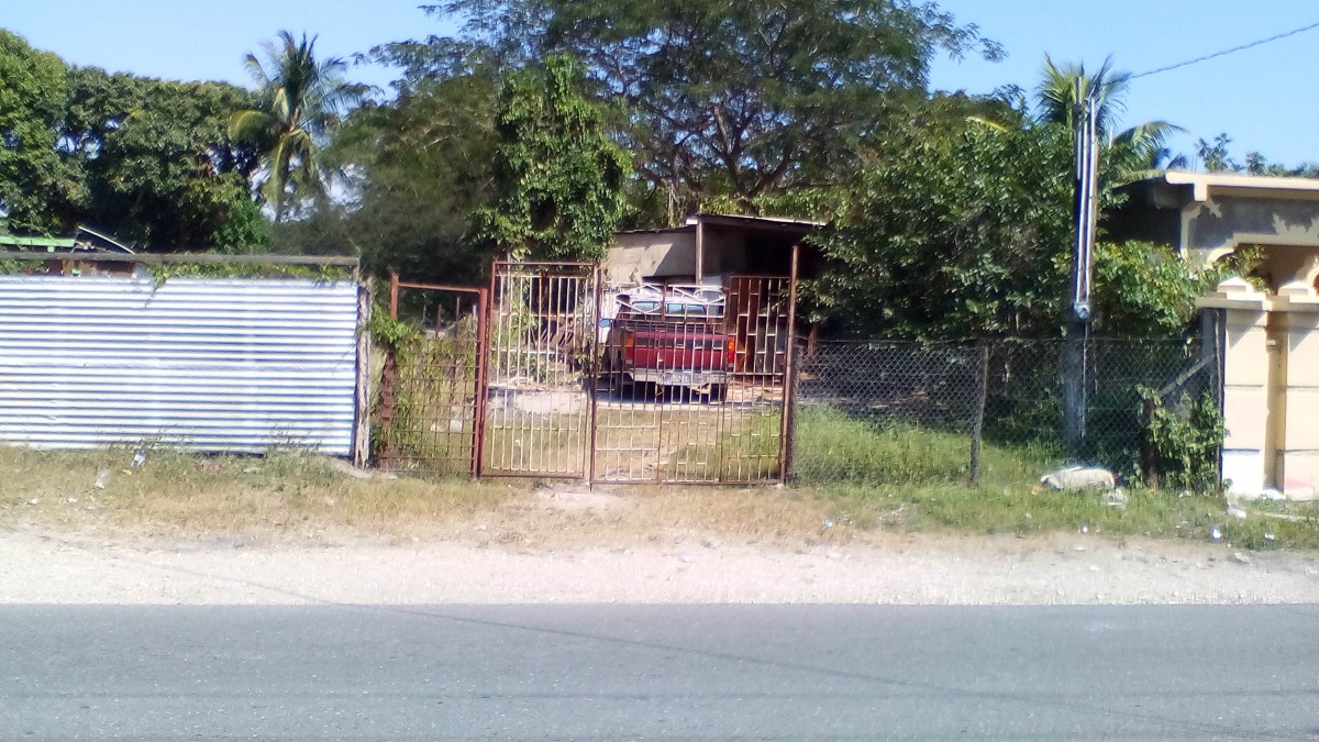 House For Sale in Spanish Town Gordon Pen, St. Catherine Jamaica
