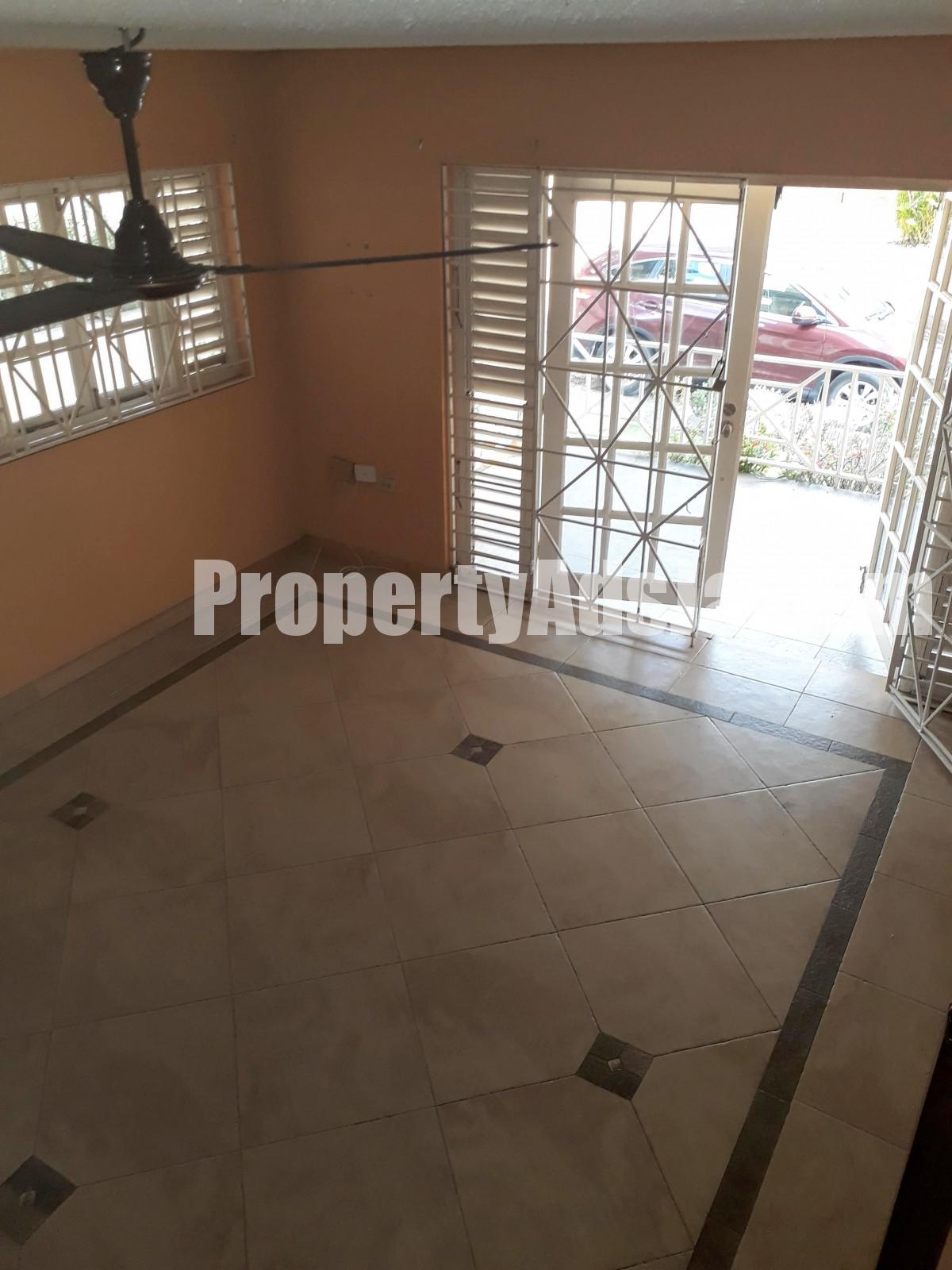 Townhouse For Rent in Norbrook, Kingston / St. Andrew Jamaica