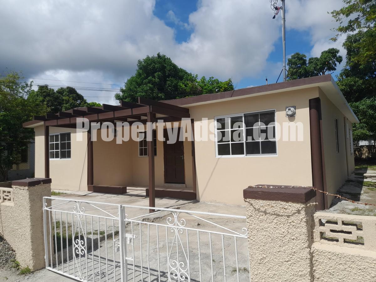 House For Sale in Ensom City Spanish Town, St. Catherine Jamaica