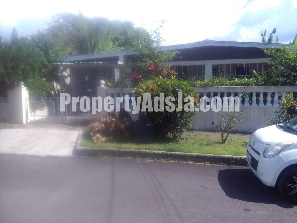 House For Sale in Hughenden Silver Road, Kingston / St. Andrew Jamaica