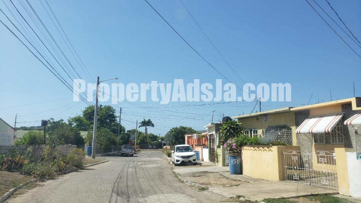 House For Sale in Cumberland Portmore, St. Catherine Jamaica