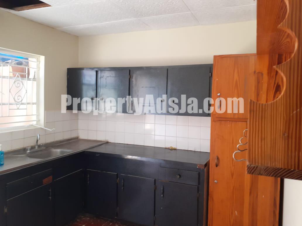 House For Sale in Sundown Crescent, Kingston / St. Andrew Jamaica