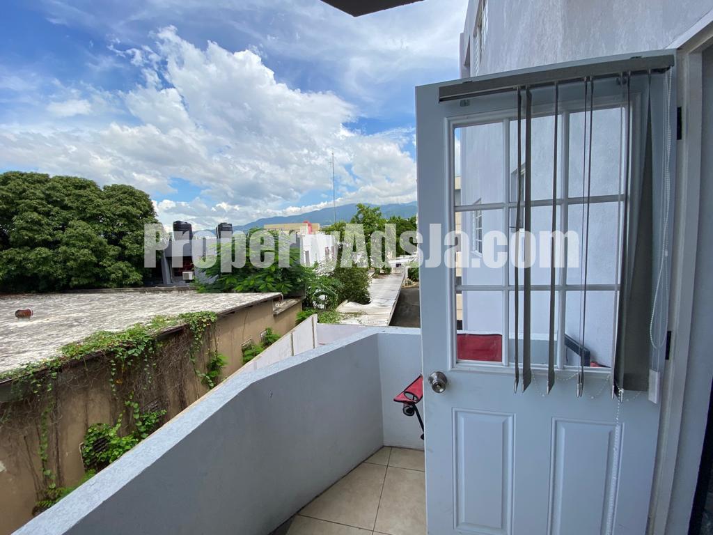 Apartment For Sale in NEW KINGSTON, Kingston / St. Andrew Jamaica
