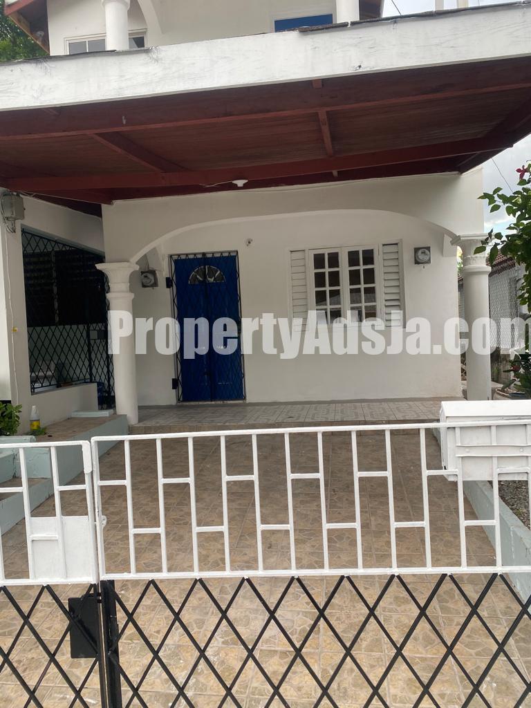 Flat For Rent in Queensborough, Kingston / St. Andrew Jamaica