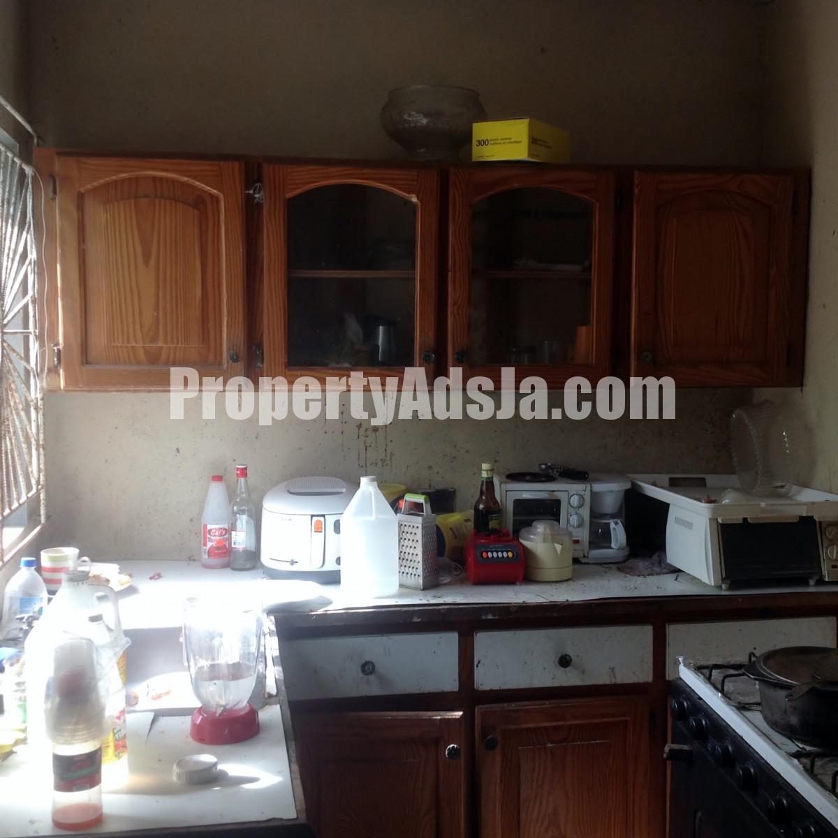 House For Sale in Gayle, St. Mary Jamaica