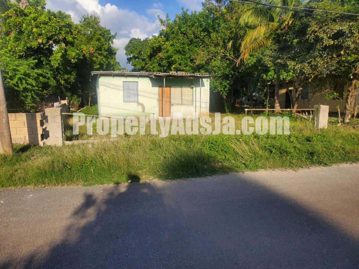 House For Sale in Sydenham, St. Catherine Jamaica