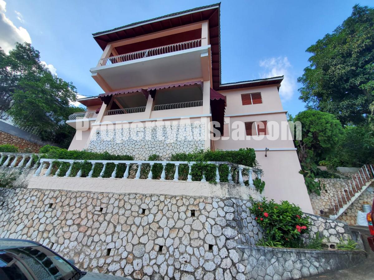 House For Sale in Havendale, Kingston / St. Andrew Jamaica