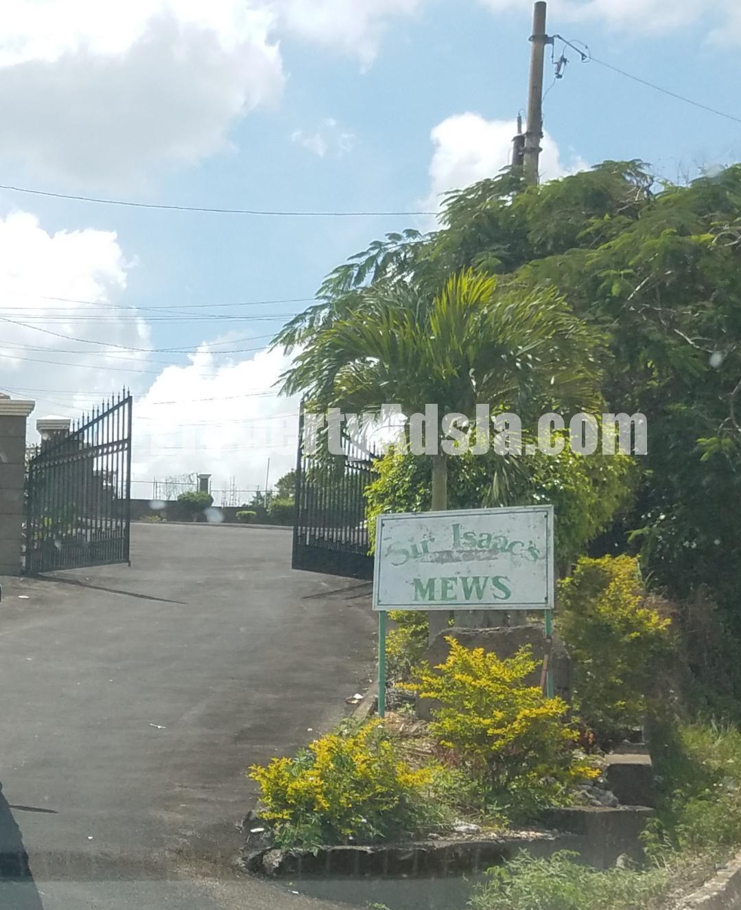 Townhouse For Sale in Greenvale, Manchester Jamaica