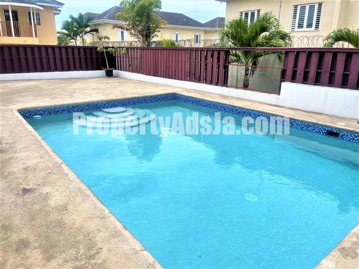 Apartment For Rent in PADDINGTON TERRACE, Kingston / St. Andrew Jamaica