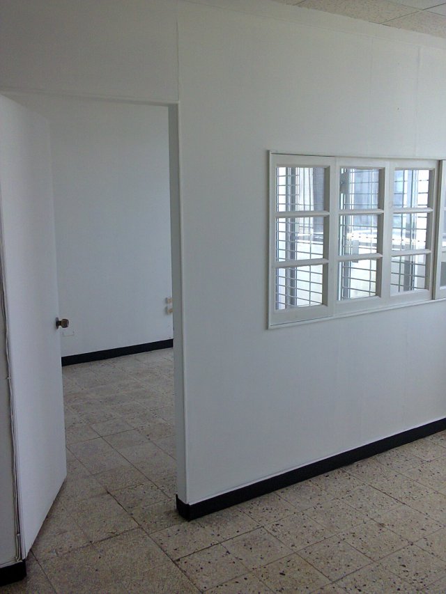 Commercial building For Rent in Knutsford Blvd, Kingston / St. Andrew