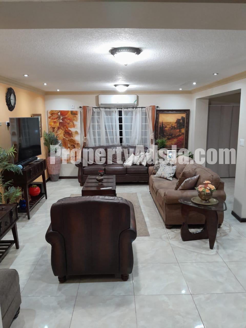 House For Sale in Kingston 6 townhouse, Kingston / St. Andrew Jamaica