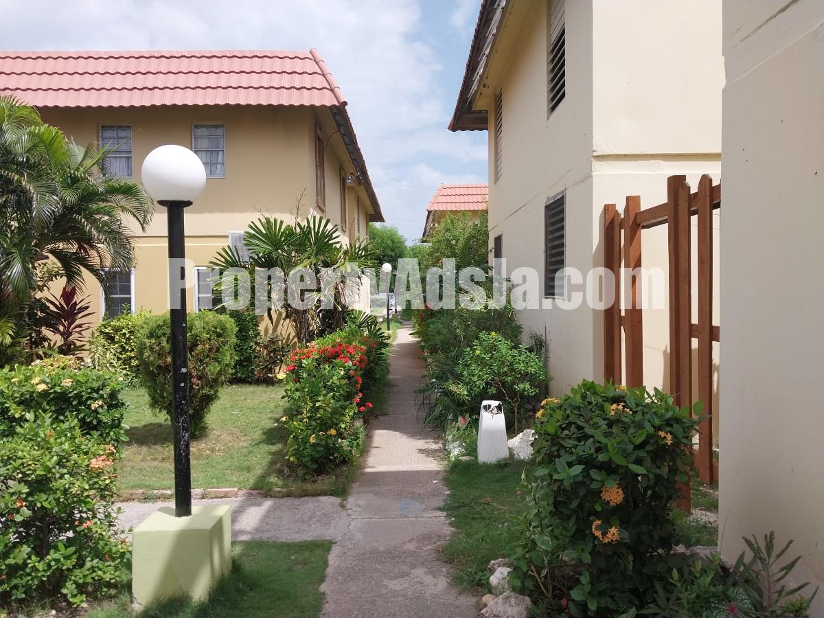 Apartment For Sale in Portmore, St. Catherine Jamaica