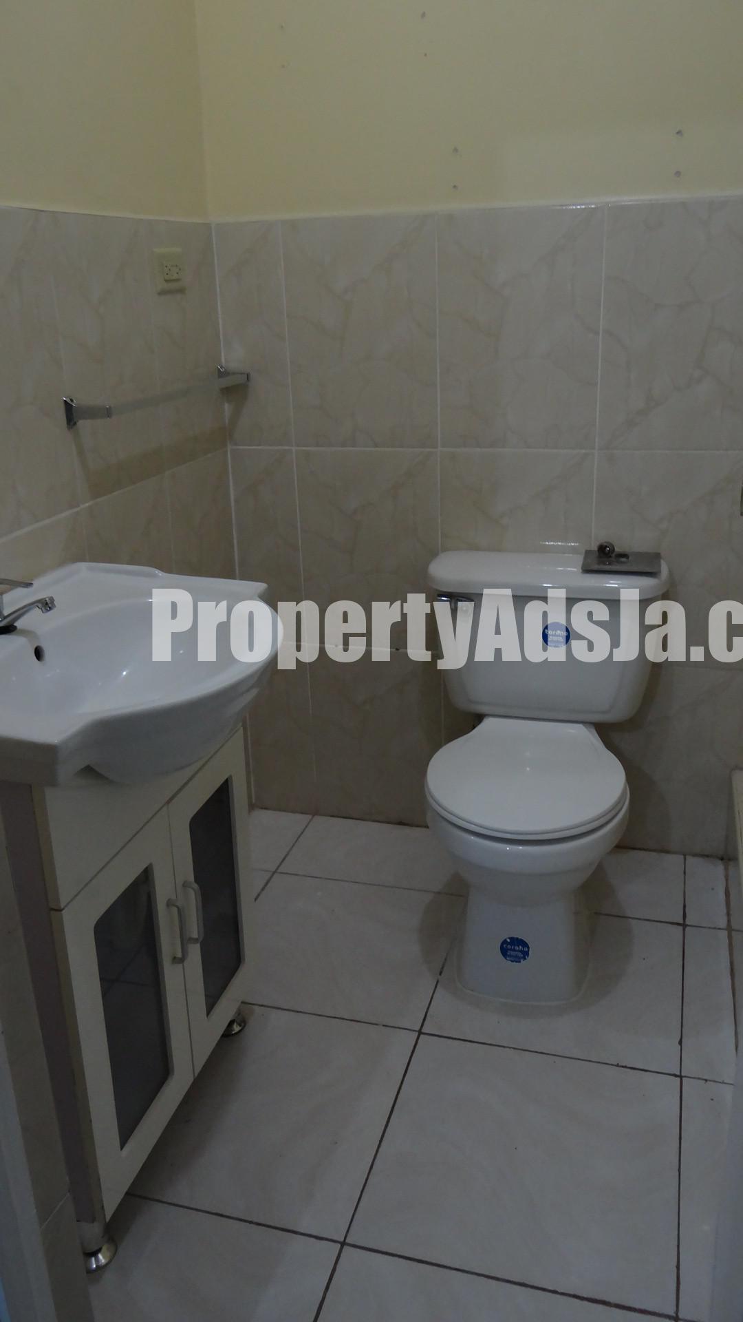 House For Rent in Pembroke Hall, Kingston / St. Andrew Jamaica