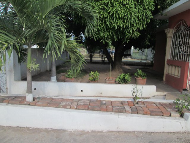 House For Sale in Washington Gardens, Kingston / St