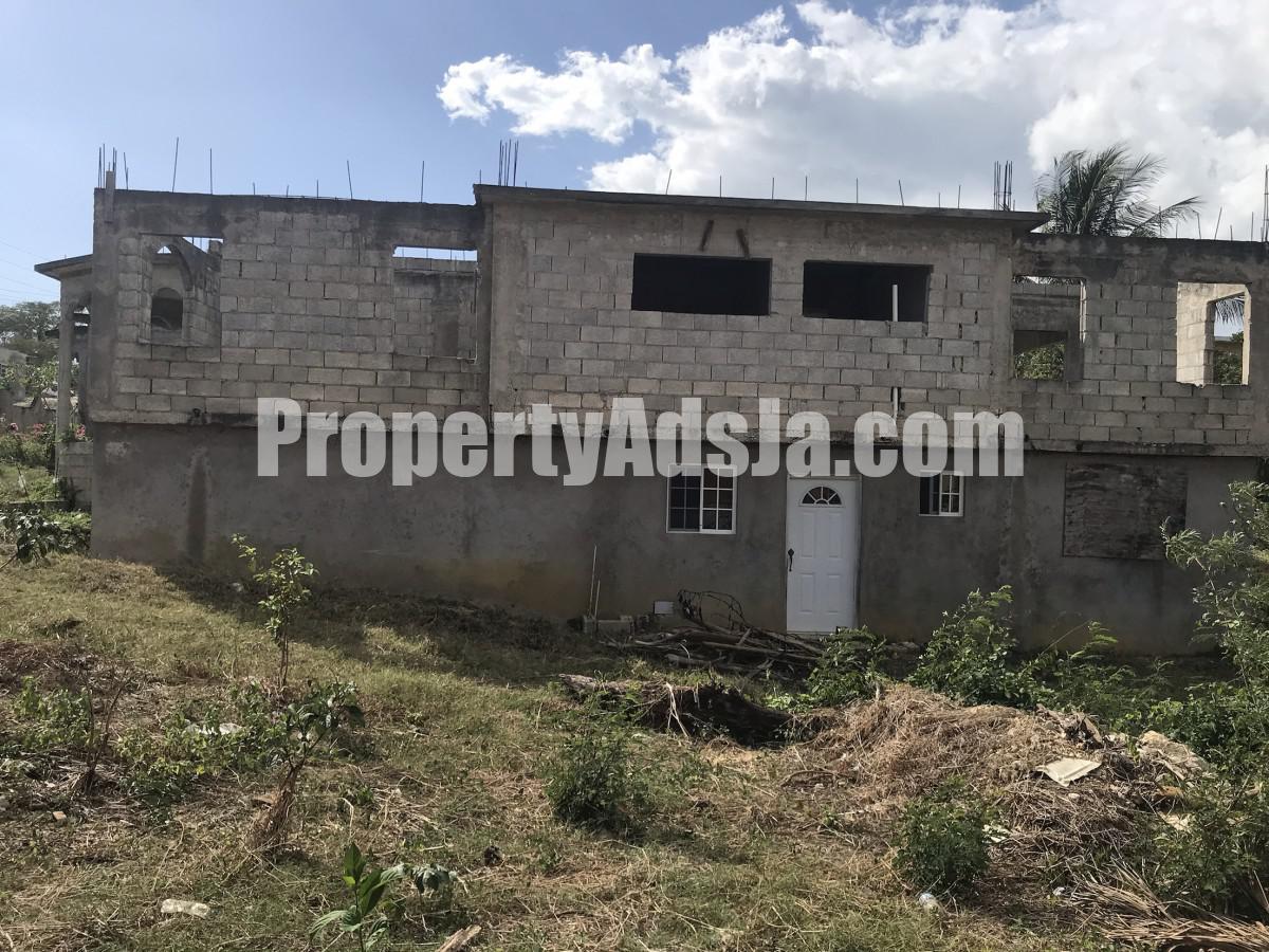 House For Sale in BLACK RIVER, St. Elizabeth Jamaica